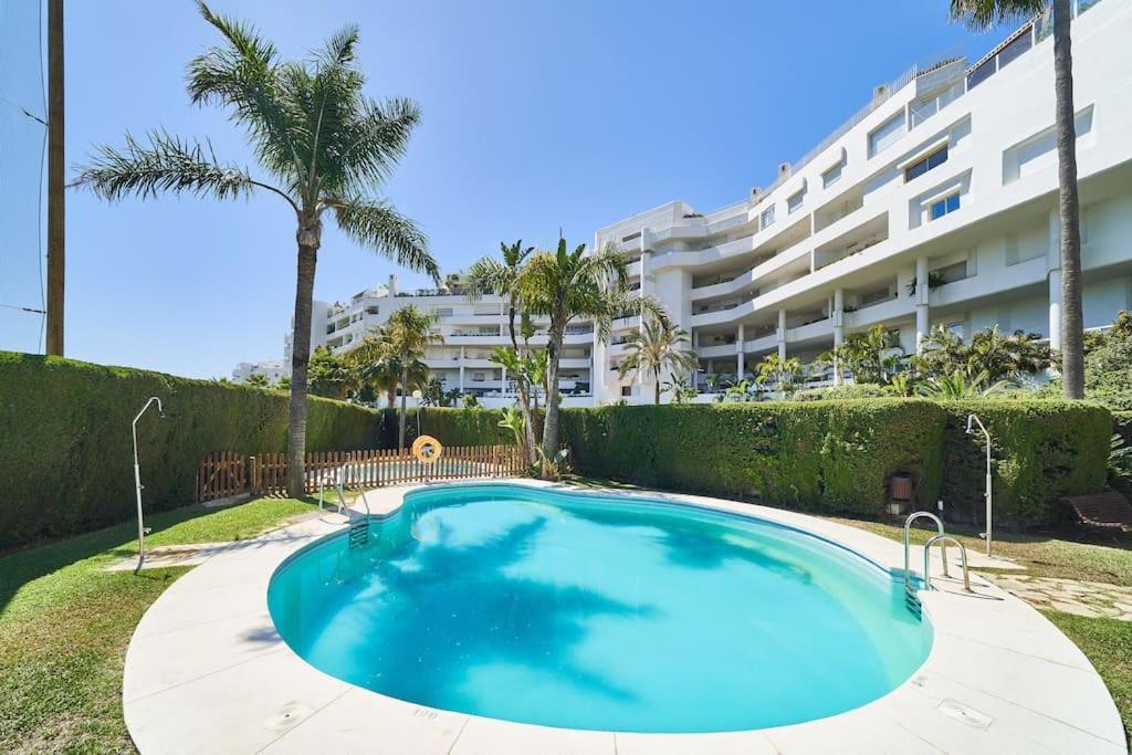 Superbe Appartement Avec Jaccuzi Marbella Dış mekan fotoğraf
