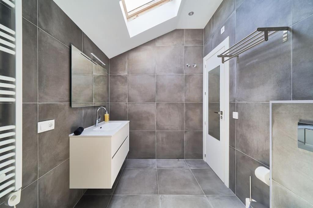 Superbe Appartement Avec Jaccuzi Marbella Dış mekan fotoğraf