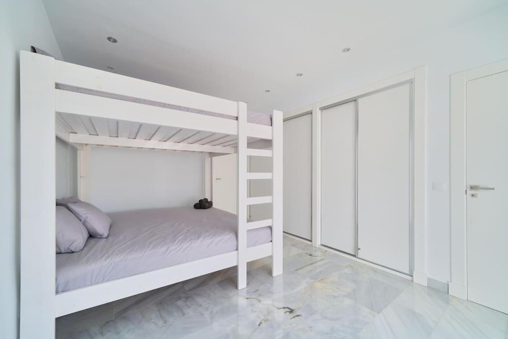Superbe Appartement Avec Jaccuzi Marbella Dış mekan fotoğraf